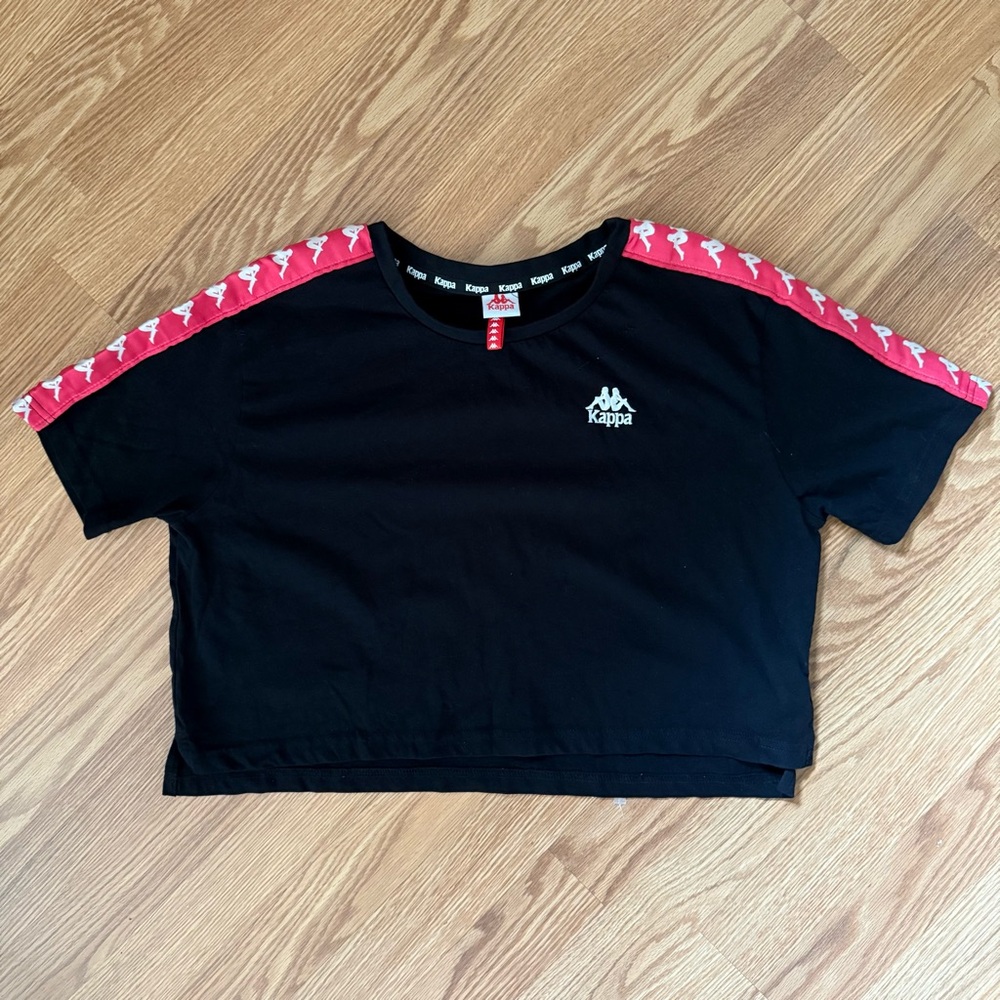 Kappa black and pink Crop‎ Tee Size large